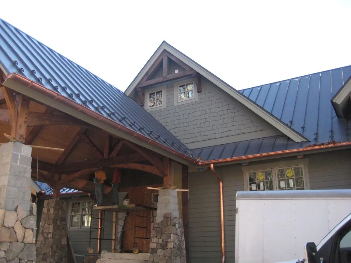 Craftsman Roofing team delivering quality roofing work in Summit Park
